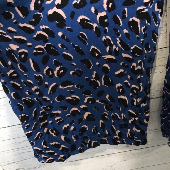 NWT Eloquii Elements plus size blue leopard print kimono sleeve vneck jumpsuit - Picture 5 of 11